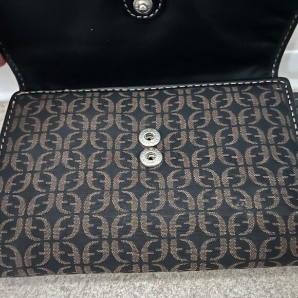 Fossil wallet - Picture 1 of 3